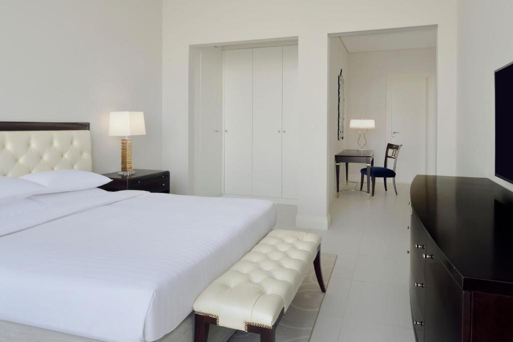 Туры в отель Delta Hotels by Marriott Dubai Investment Park Джебель Али ОАЭ