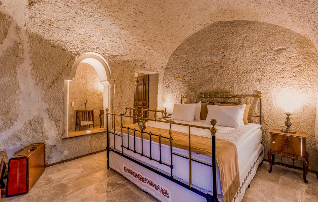 Цены в отеле Hanedan Cappadocia Suites
