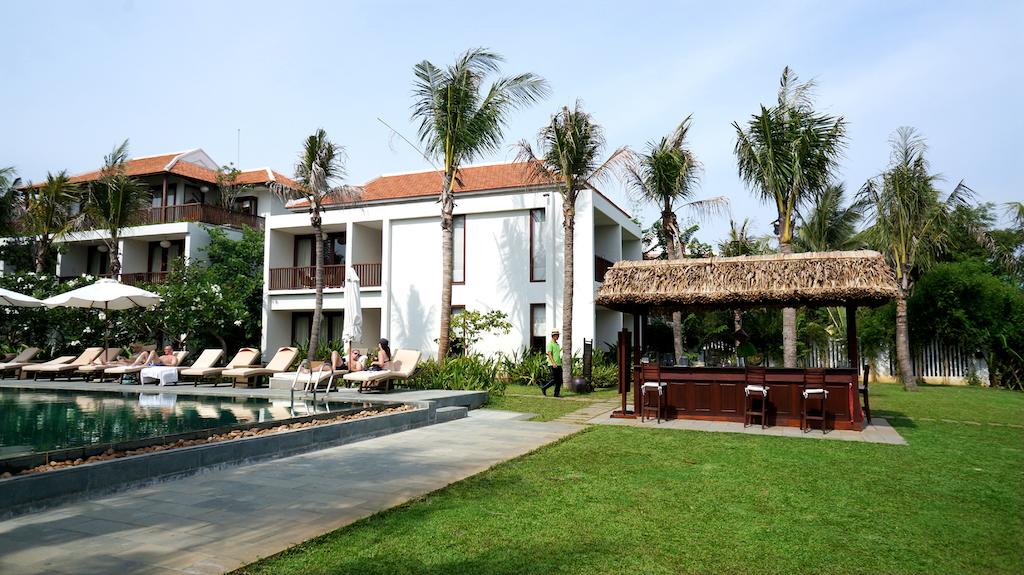 Відпочинок в готелі Vinh Hung Emerald Resort Хоян В'єтнам