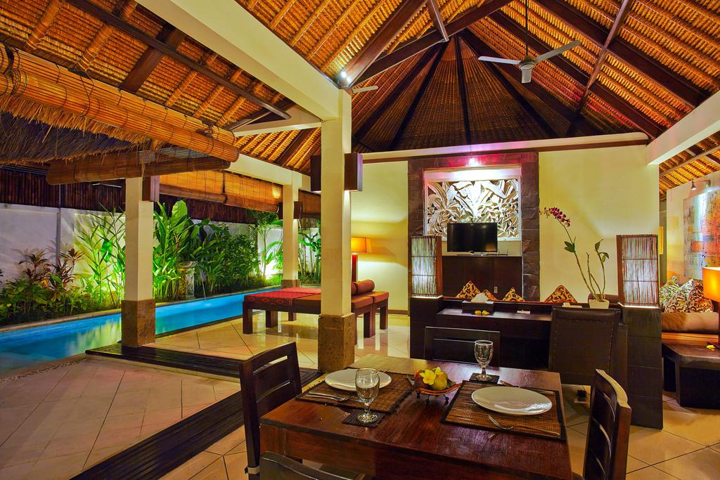 Ціни в готелі Maya Sayang Villa