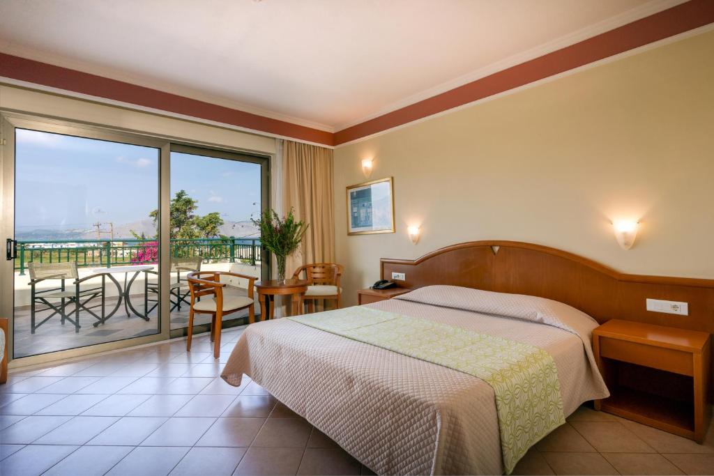 Odpoczynek w hotelu Hydramis Palace Beach Resort Chania
