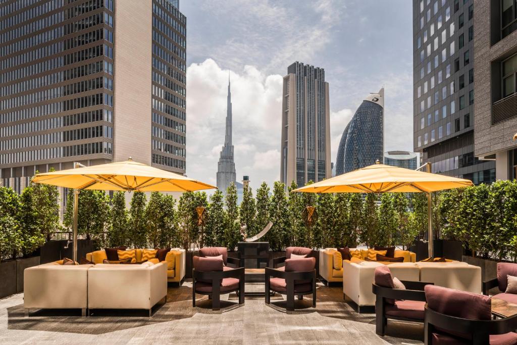 Four Seasons Hotel Dubai International Financial Centre, Дубай (місто) ціни
