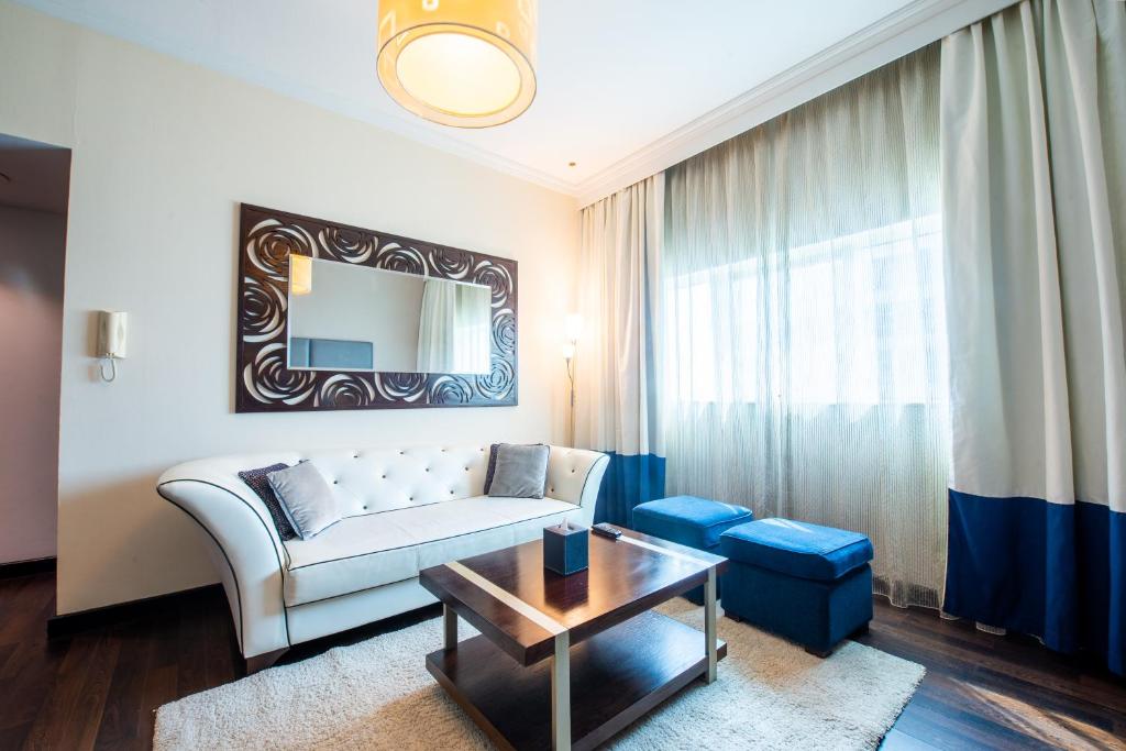 ОАЕ First Central Hotel Suites