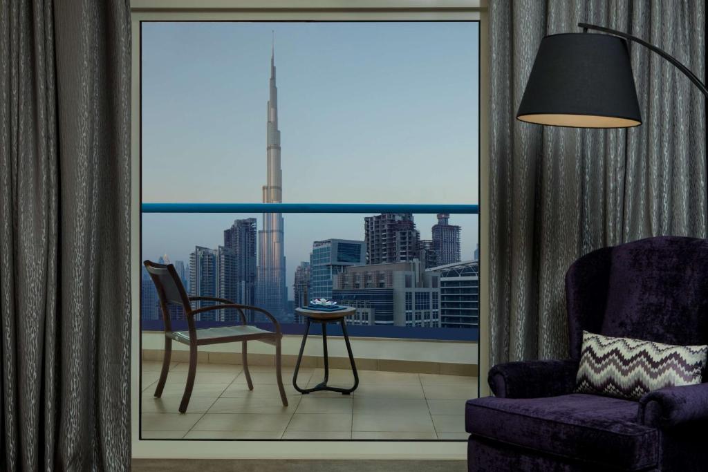 Дубай (місто) Radisson Blu Hotel Dubai Waterfront