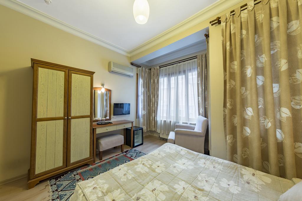 Fehmi Bey Hotel, rooms