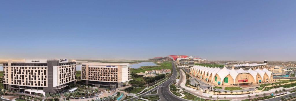 Отель, Radisson Blu Hotel Abu Dhabi Yas Island