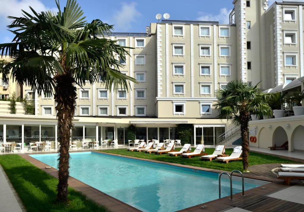 Отзывы гостей отеля Holiday Inn Istanbul City, an Ihg Hotel