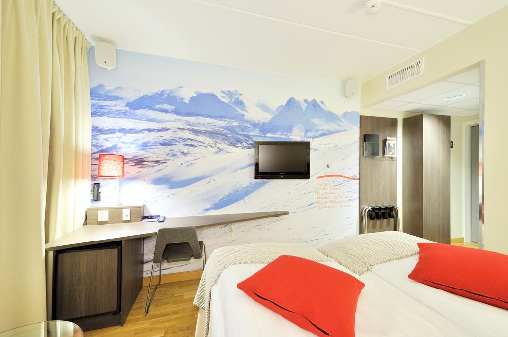 Отзывы про отдых в отеле, Scandic Grand Hotel Tromsoe
