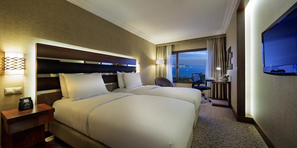 Відпочинок в готелі Hilton Parksa Hotel Стамбул