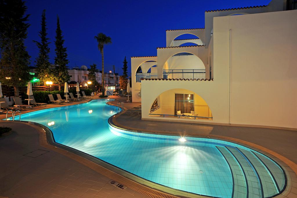 Petrosana Hotel Apartments, Cypr, Ajia Napa, wakacje, zdjęcia i recenzje