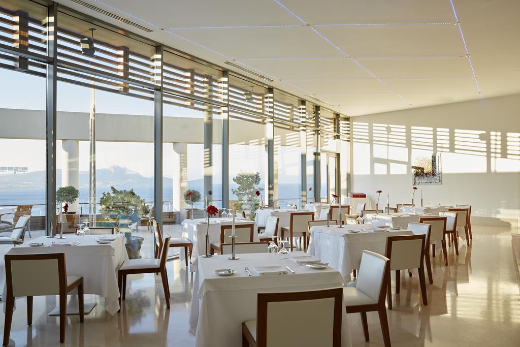 Горящие туры в отель Lindos Blu Luxury Hotel & Suites Родос (Средиземное побережье)