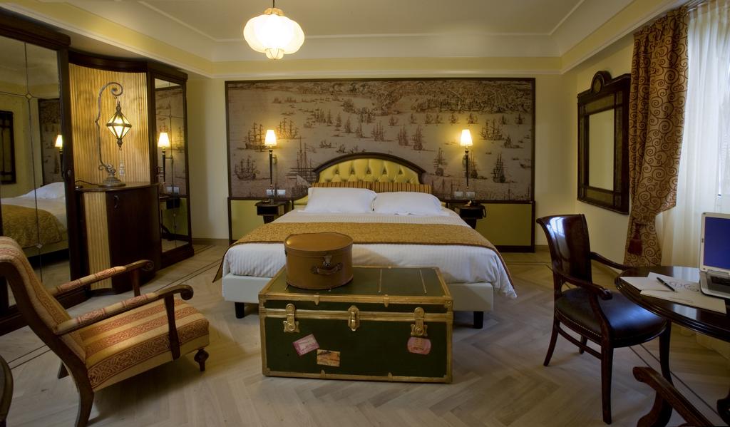 Горящие туры в отель Grand Hotel Savoia Генуя Италия