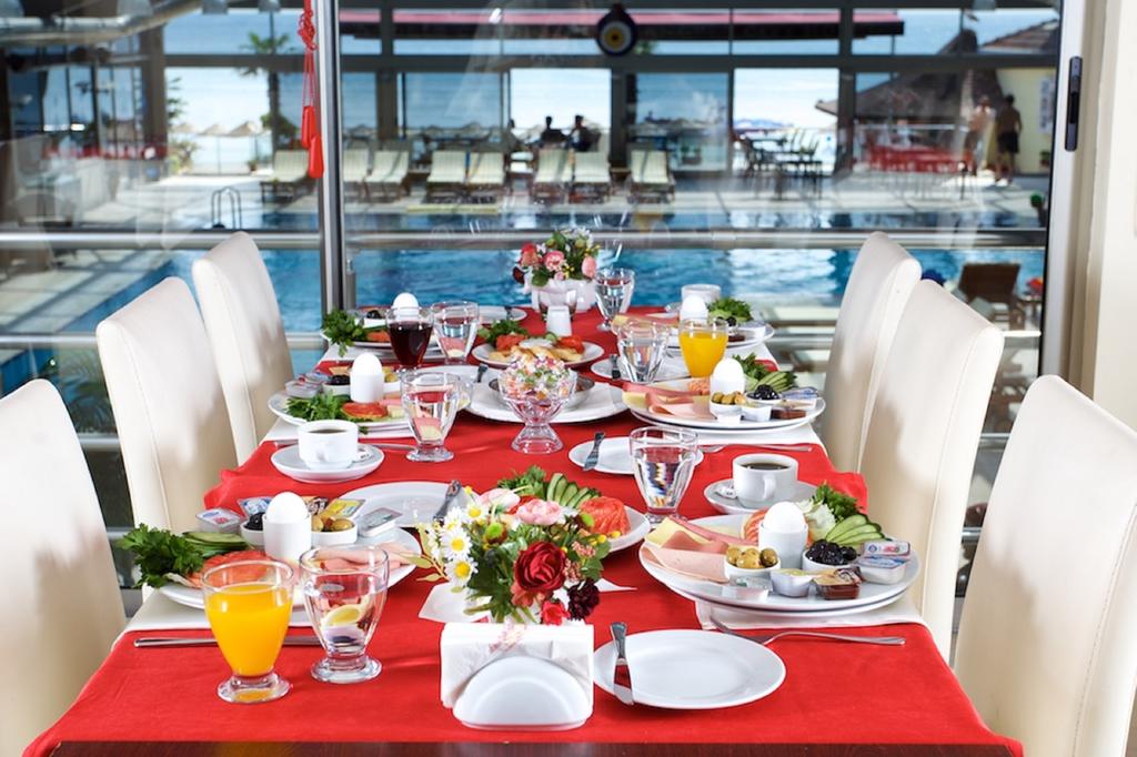 Відпочинок в готелі Blue World Hotel (Marmara Sea)