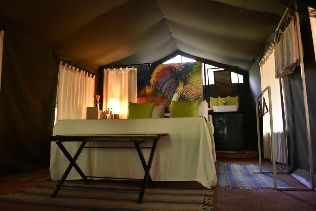 Отзывы об отеле Mahoora tented safari Camp - Yala