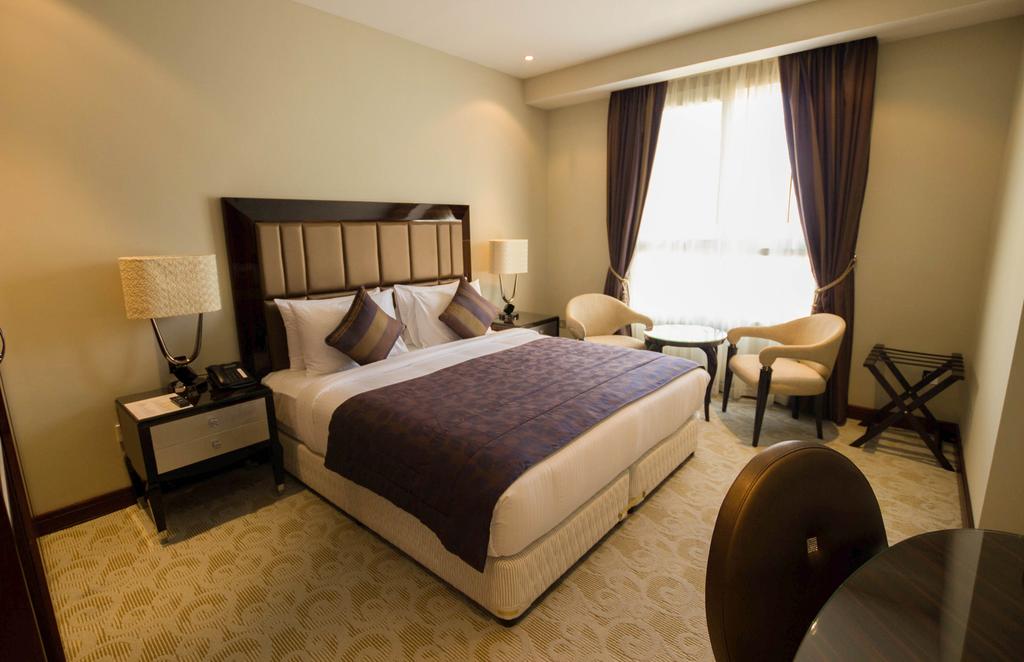 Strato Hotel By Warwick, Doha (miasto) ceny