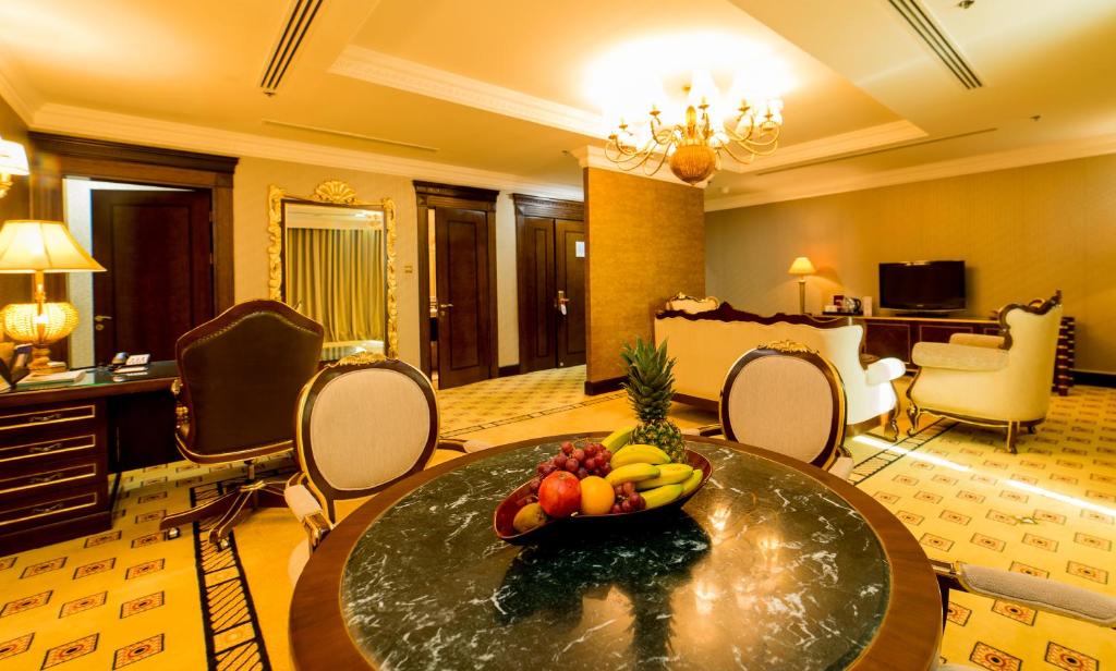 Grand Excelsior Hotel, United Arab Emirates, Dubai (city)