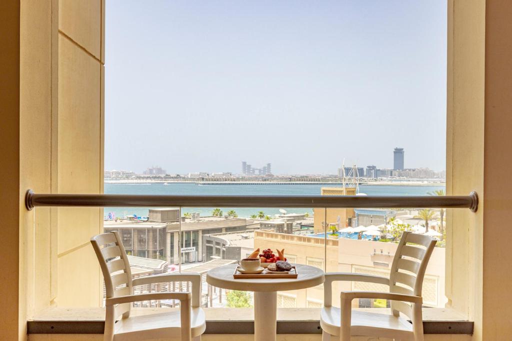 Roda Amwaj Suites Jumeirah Beach Residence, фотографии номеров