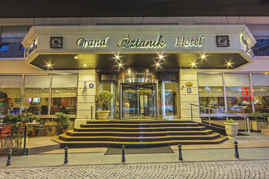 Grand Oztanik Hotel, Стамбул, фотографії турів