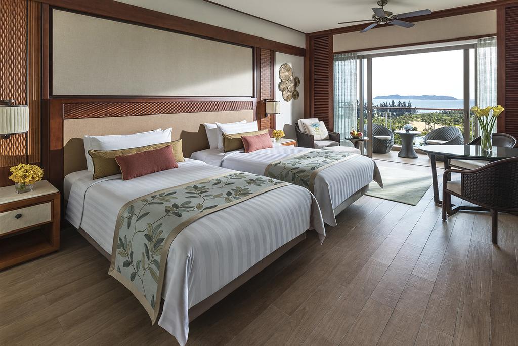 Відпочинок в готелі Shangri- La'S Sanya Resort Хайтанвань