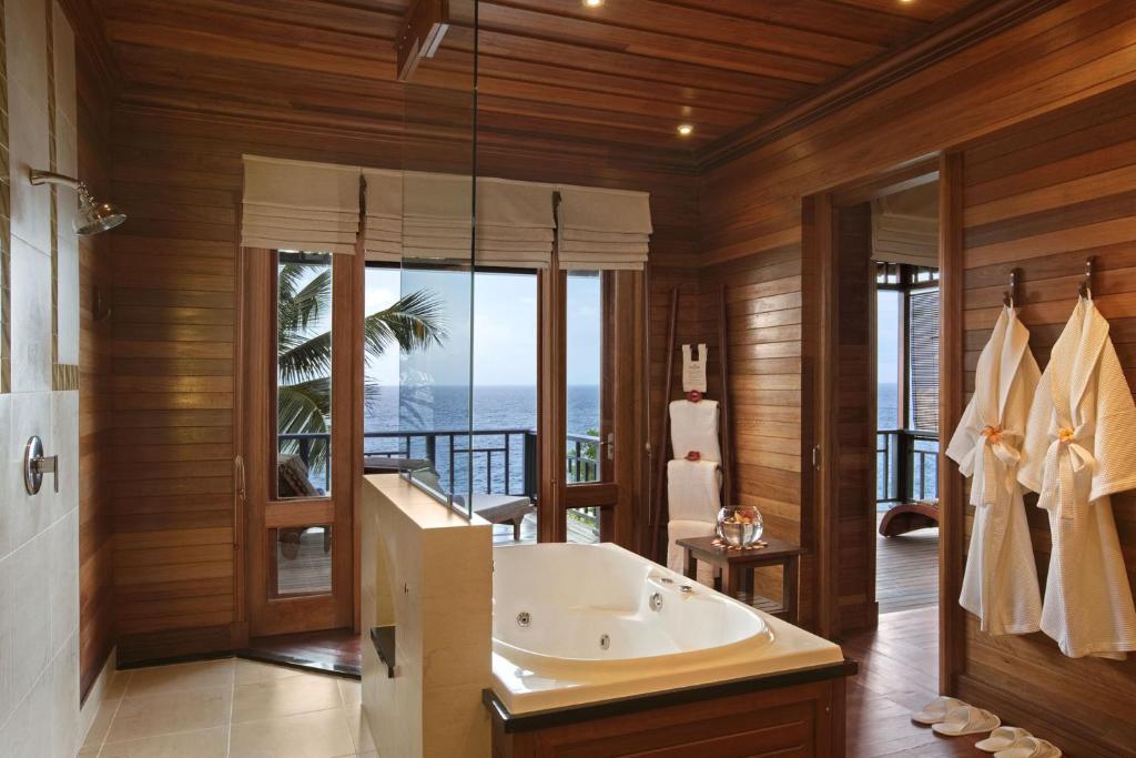 Маэ (остров) Hilton Seychelles Northolme Resort & Spa