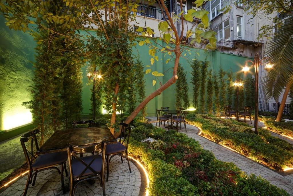 Walton Gardens Pera Hotel, Стамбул, фотографии туров