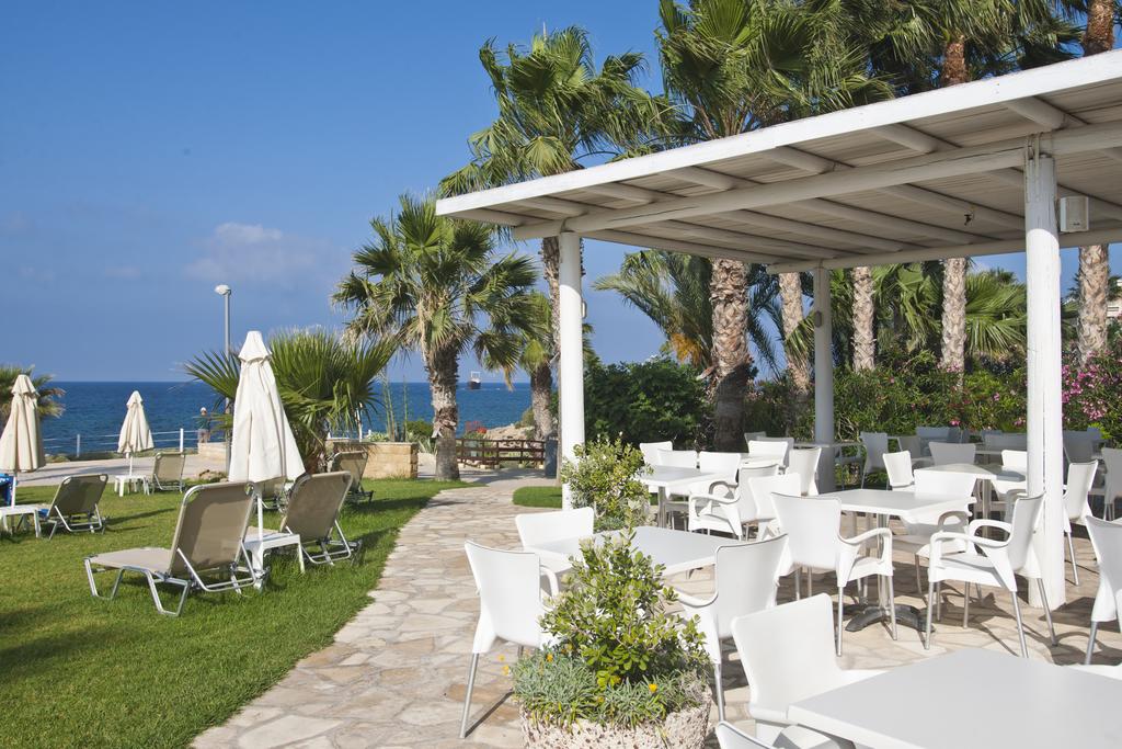 Горящие туры в отель Aktea Beach Village Пафос Кипр