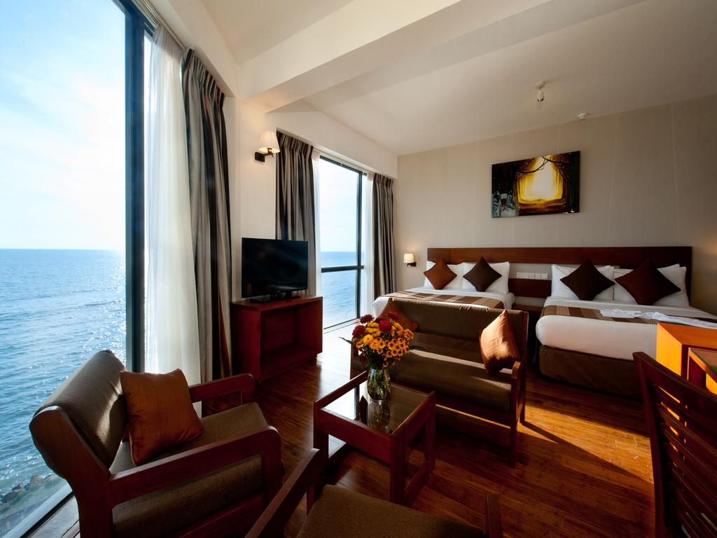 Горящие туры в отель The Ocean Colombo Коломбо