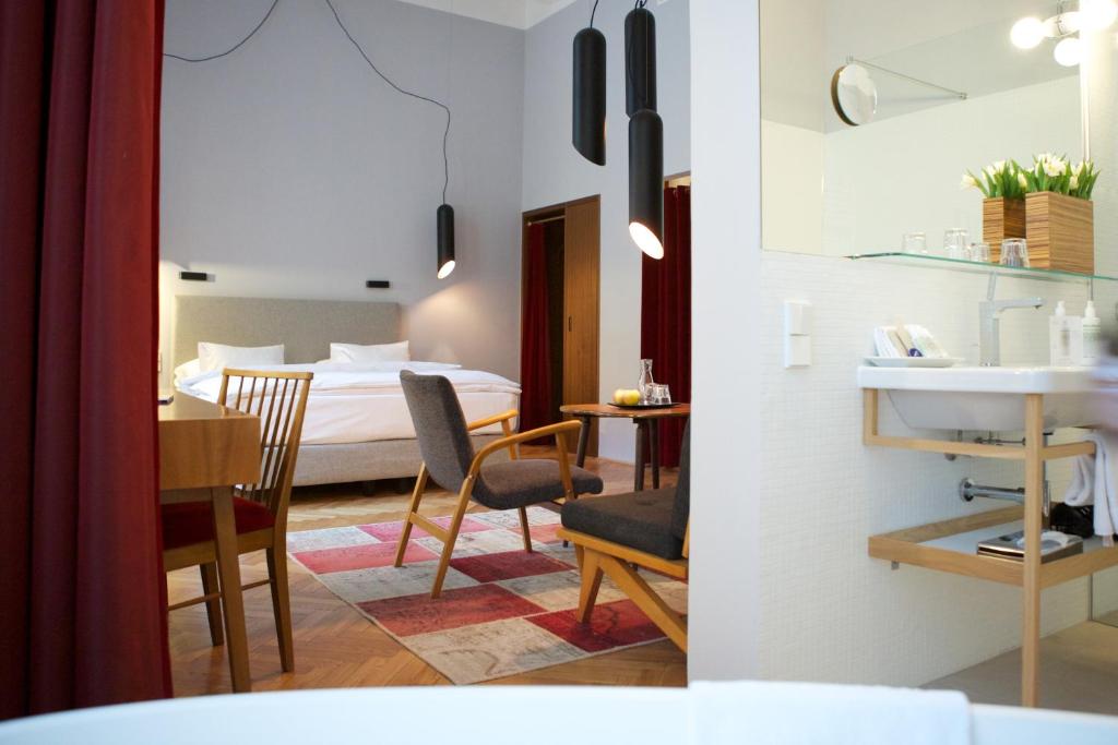 Горящие туры в отель Small Luxury Hotel Altstadt Vien