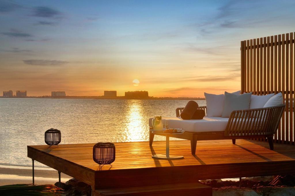 Рас-эль-Хайма The Ritz-Carlton Ras Al Khaimah Al Hamra Beach цены