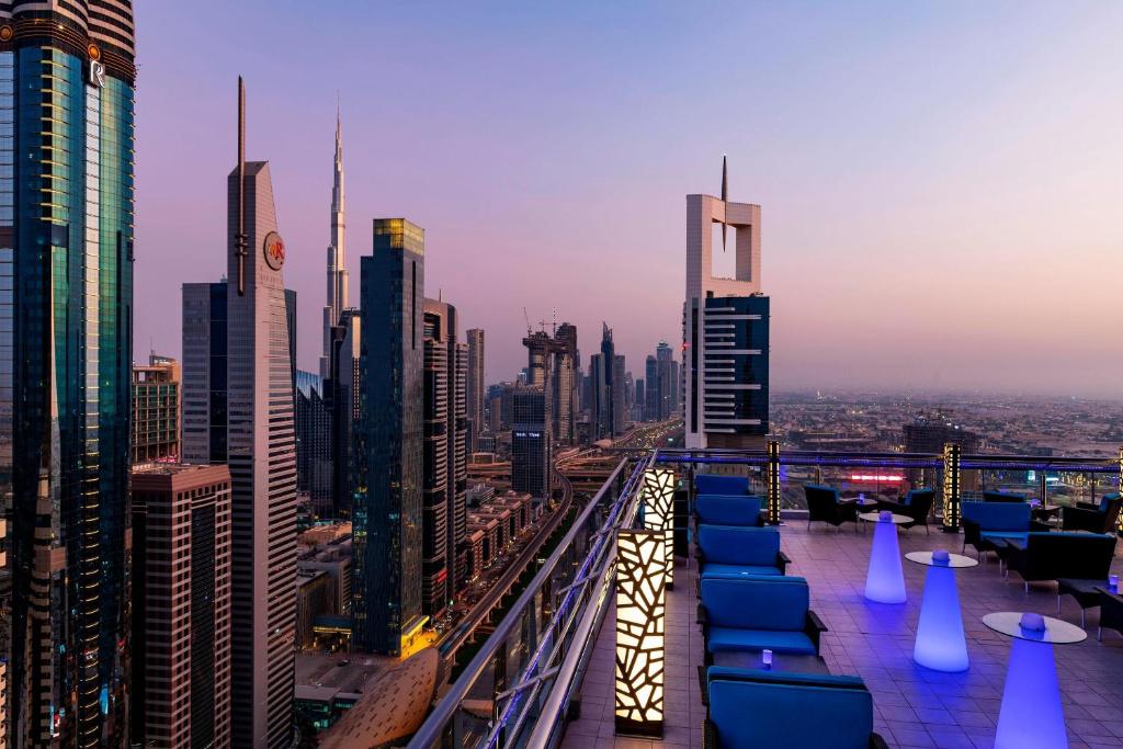 Four Points By Sheraton Sheikh Zayed Road ОАЭ цены