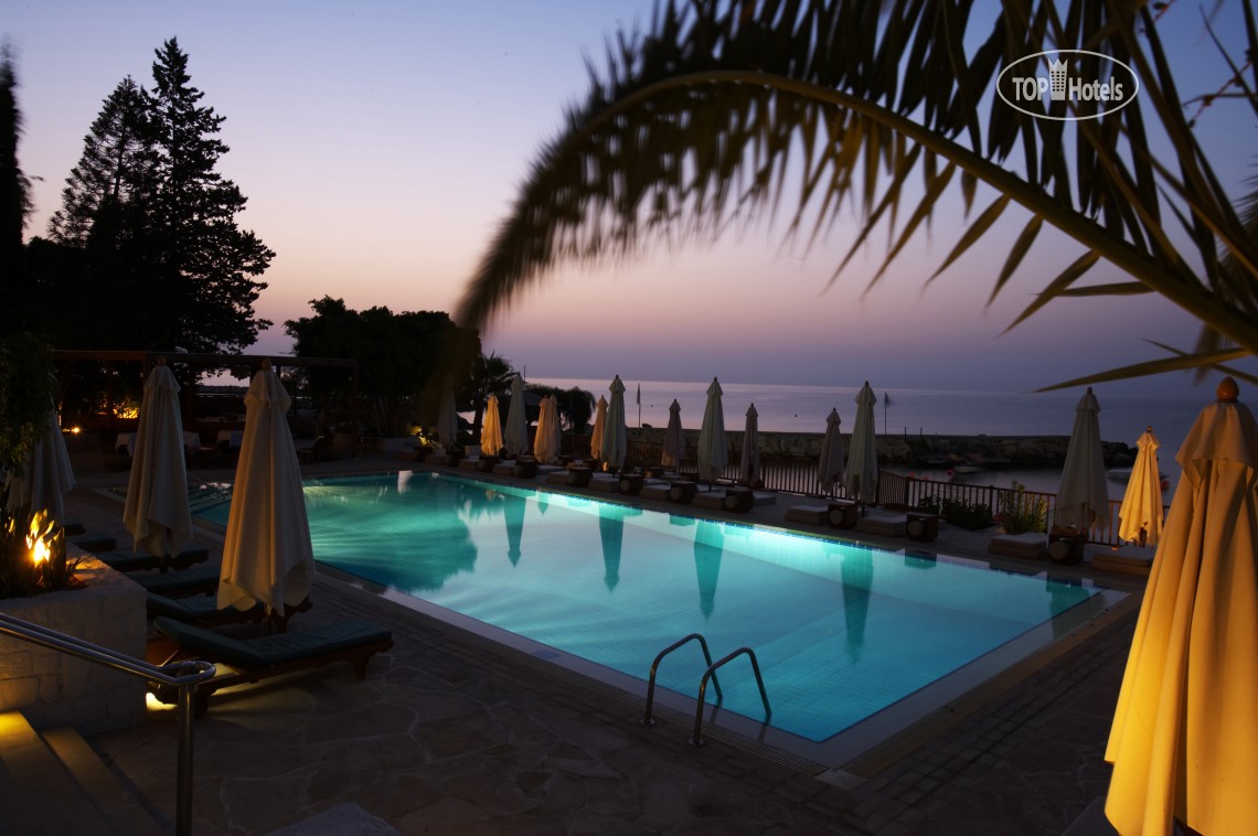 Гарячі тури в готель Londa Beach Deluxe Suites Hotel Лімассол Кіпр