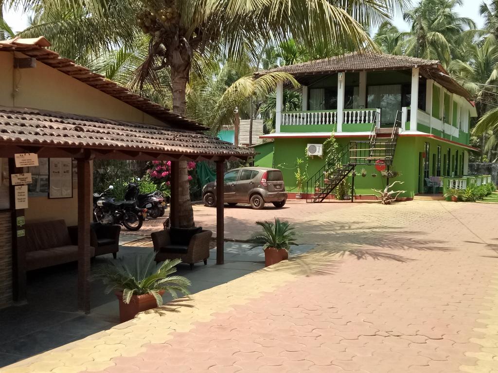 Відпочинок в готелі Morjim Coco Palms Resort (ex. Morjim Grande) Морджім Індія