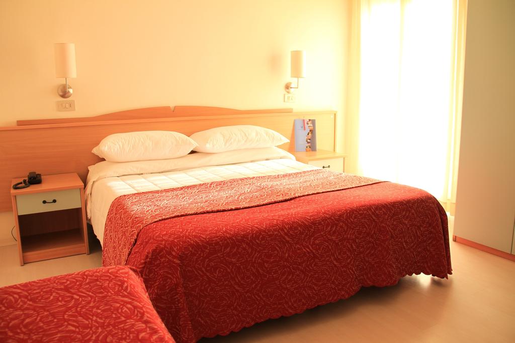 Відпочинок в готелі International Hotel (Cattolica)
