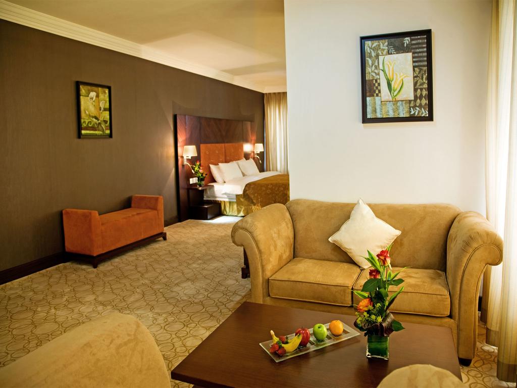 Ціни в готелі Swiss Belhotel Doha