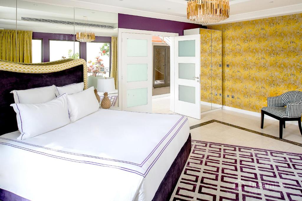 Ціни в готелі Dream Inn - Palm Island Retreat Villa