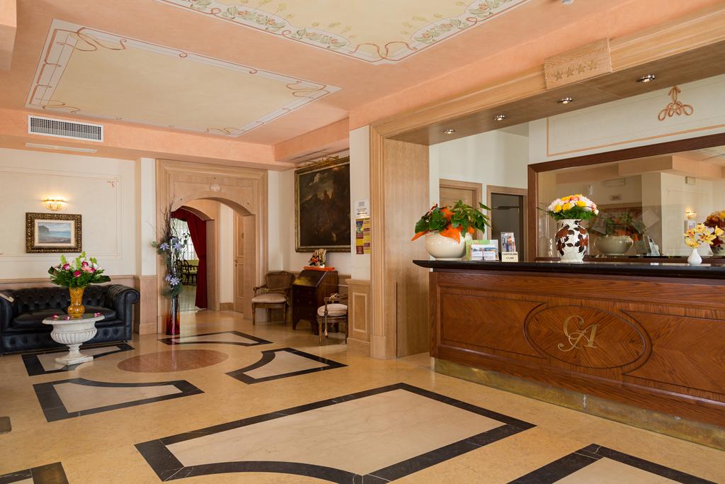 Отдых в отеле Hotel Grande Albergo Ривьера-ди-Леванте