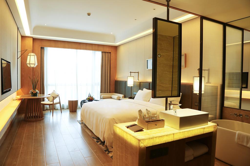 Відпочинок в готелі Harman Hotel Sanya Дадунхай