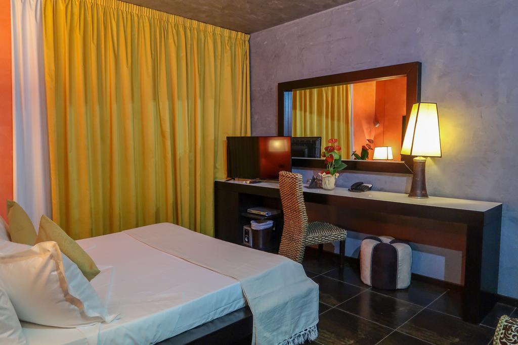 Горящие туры в отель Baia Dei Turchi Hotel (Otranto)
