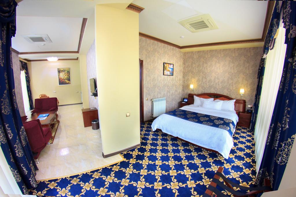 Wakacje hotelowe Cron Palace Tbilisi
