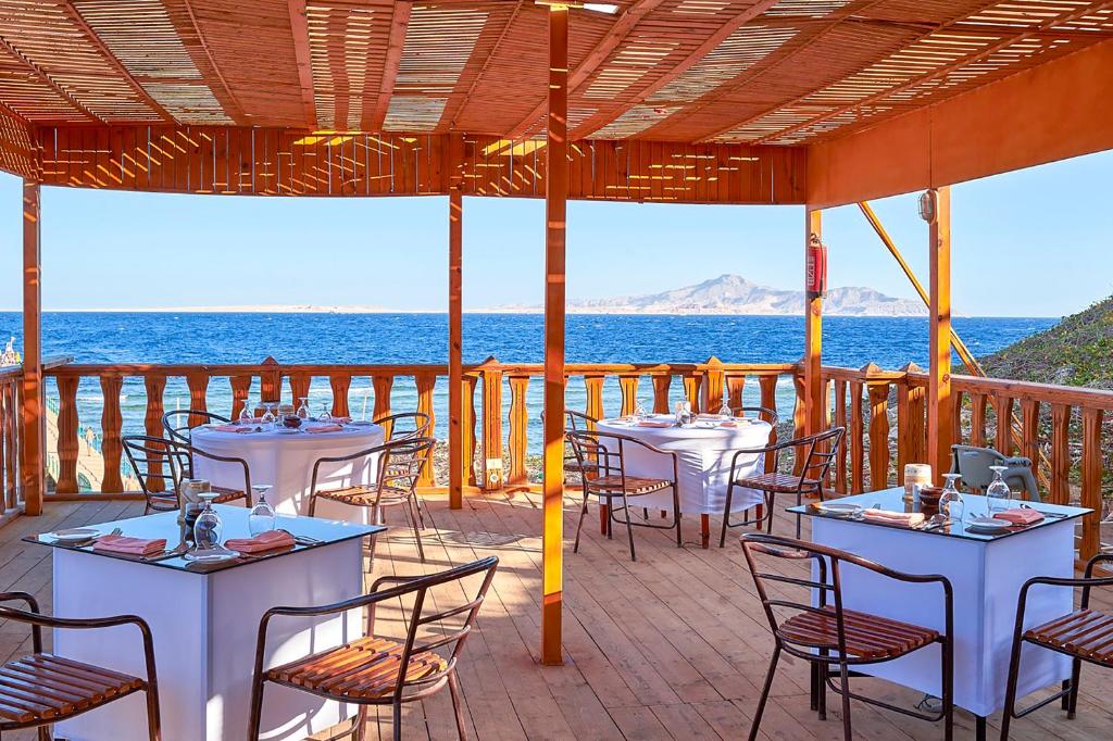 Hotel rest Parrotel Beach resort (ex. Radisson Blu) Sharm el-Sheikh