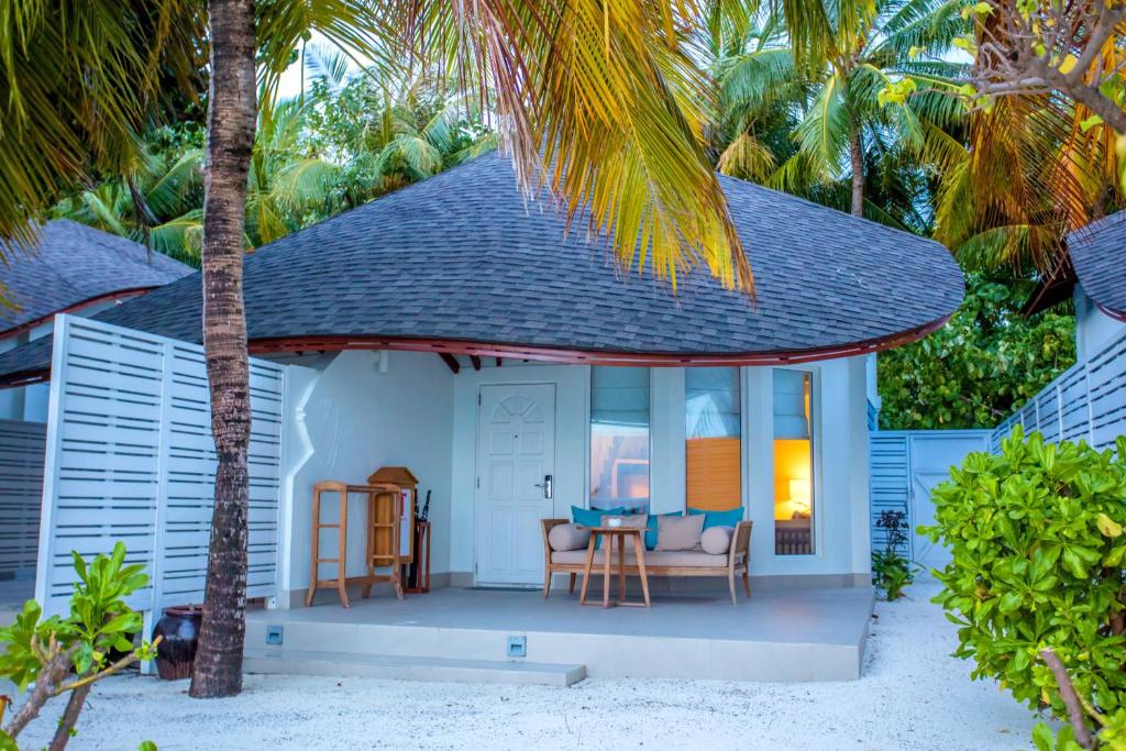 Туры в отель Centara Grand Island Maldives Ари & Расду Атоллы