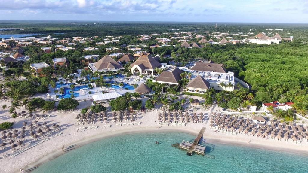 Отзывы об отеле Bahia Principe Luxury Akumal