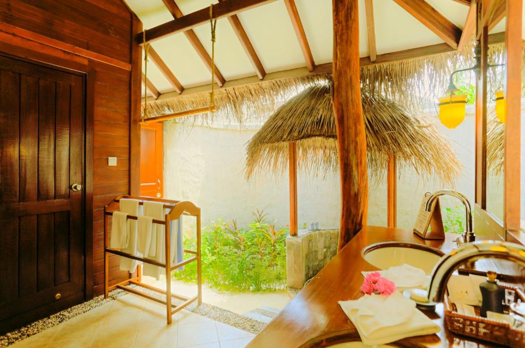 Отдых в отеле Medhufushi Island Resort