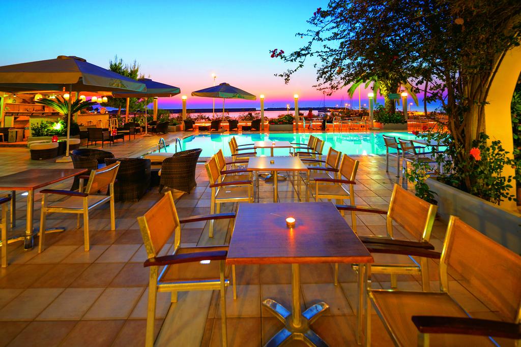 Горящие туры в отель Kyparissia Beach Hotel Мессиния