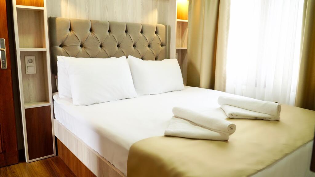 Istanbul Qonaq Hotel&Suites