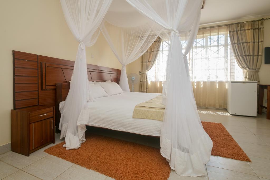 Corat Hotel Кенія ціни