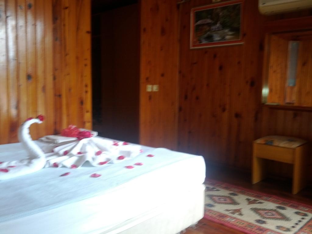 Фото готелю Bykara Motel Bungalow
