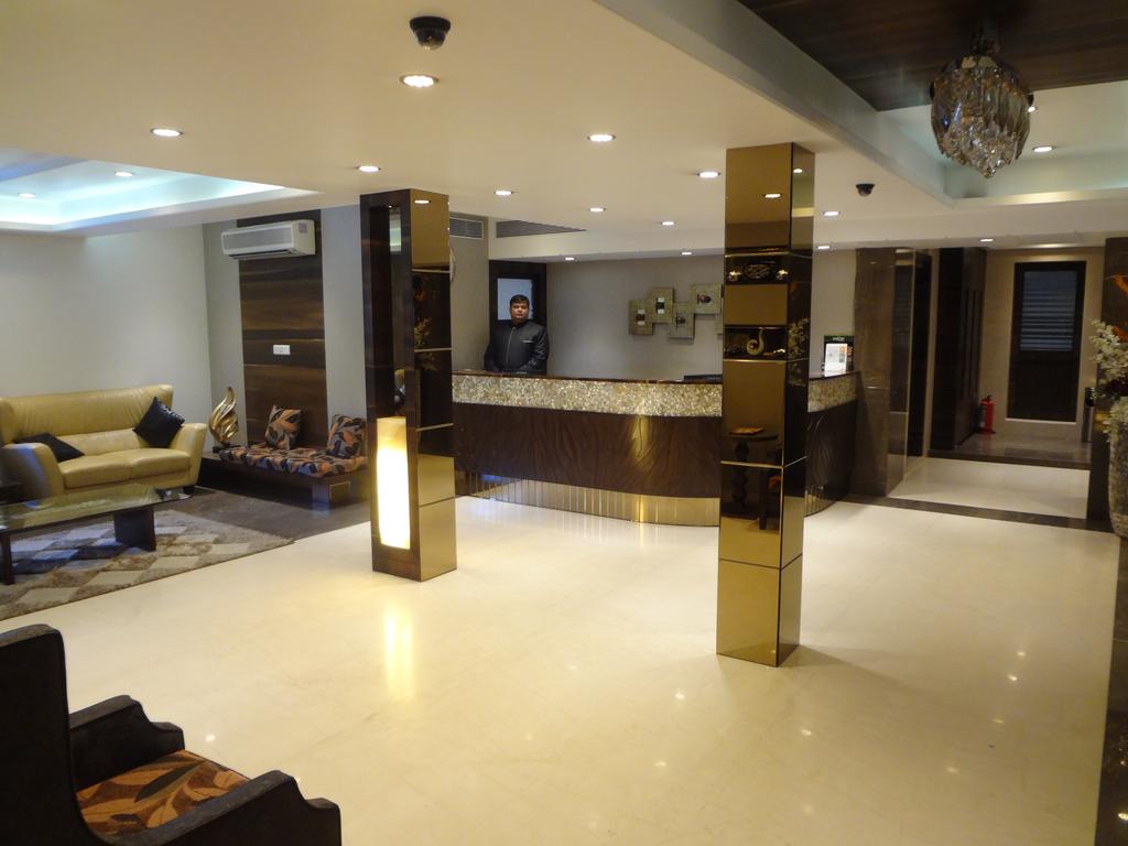 Тури в готель Suba Palace Мумбаї Індія