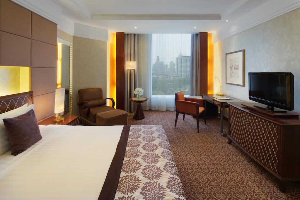 Отзывы об отеле Radisson Blu Hotel Shanghai New World