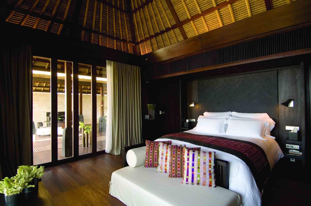 Туры в отель Bulgari Resort Residences Улувату Индонезия
